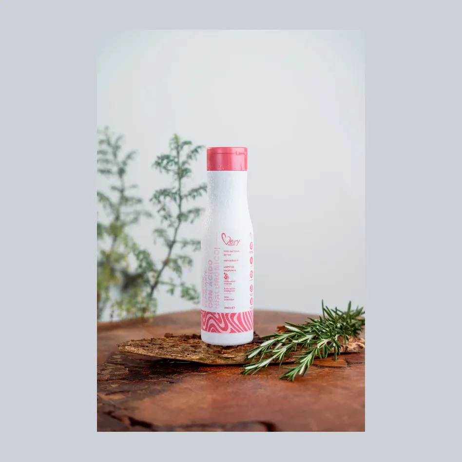 Shampoo Exfoliante con Acido Hialuronico HiN 0
